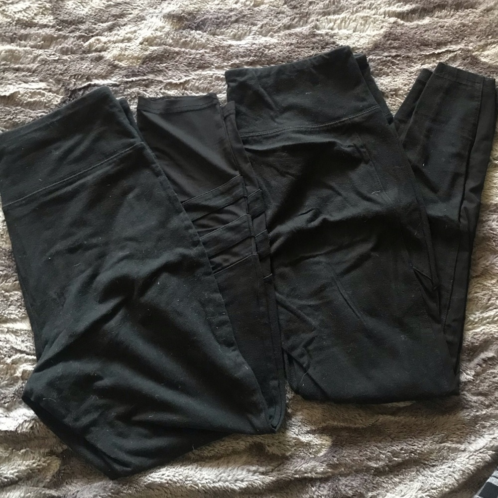 2 pairs Mossimo yoga pants black with sheer